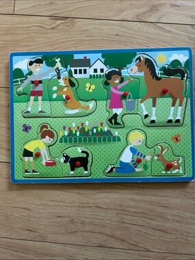 Circo Farm Friends Wooden Peg Puzzle - Green